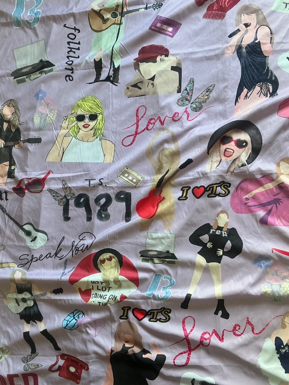 NWOT Taylor Swift Folklore Inspired Queen Duvet Cover & 2 Shams